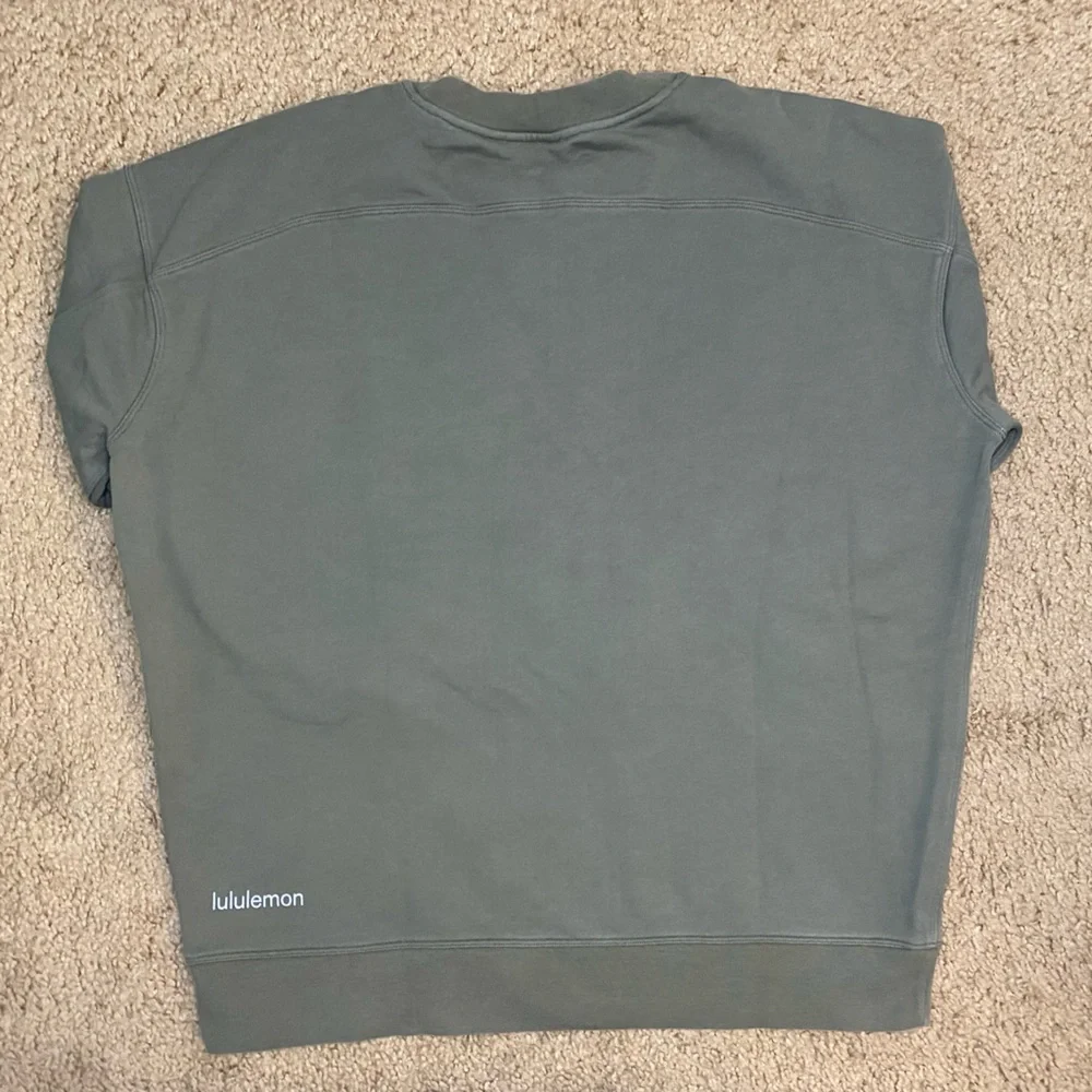 Lululemon Perfectly Oversized Cropped Crew *Softstreme™ Green Twill